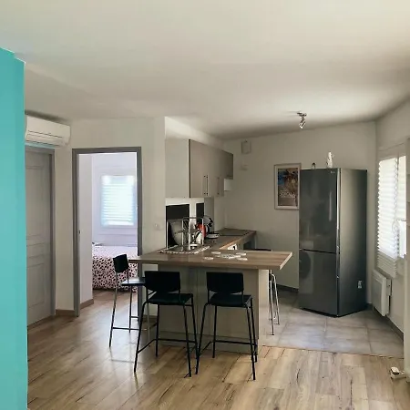 F2 De 50m2 Climatise Au Centre-ville *